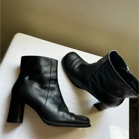 Hillard & Hanson 90s Leather Chunky Block Heel, Square Toe Boots Size 8